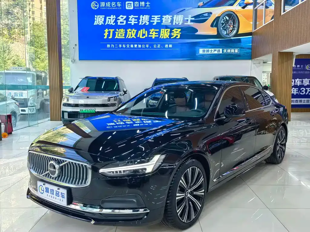 Volvo S90 2024 из CN, фото 1