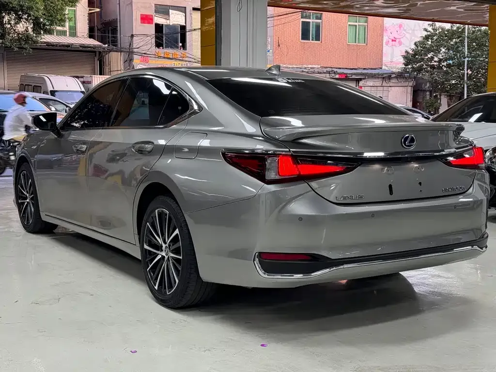 Lexus ES 2022 из CN, фото 2