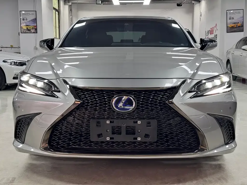 Lexus ES 2022 из CN, фото 7