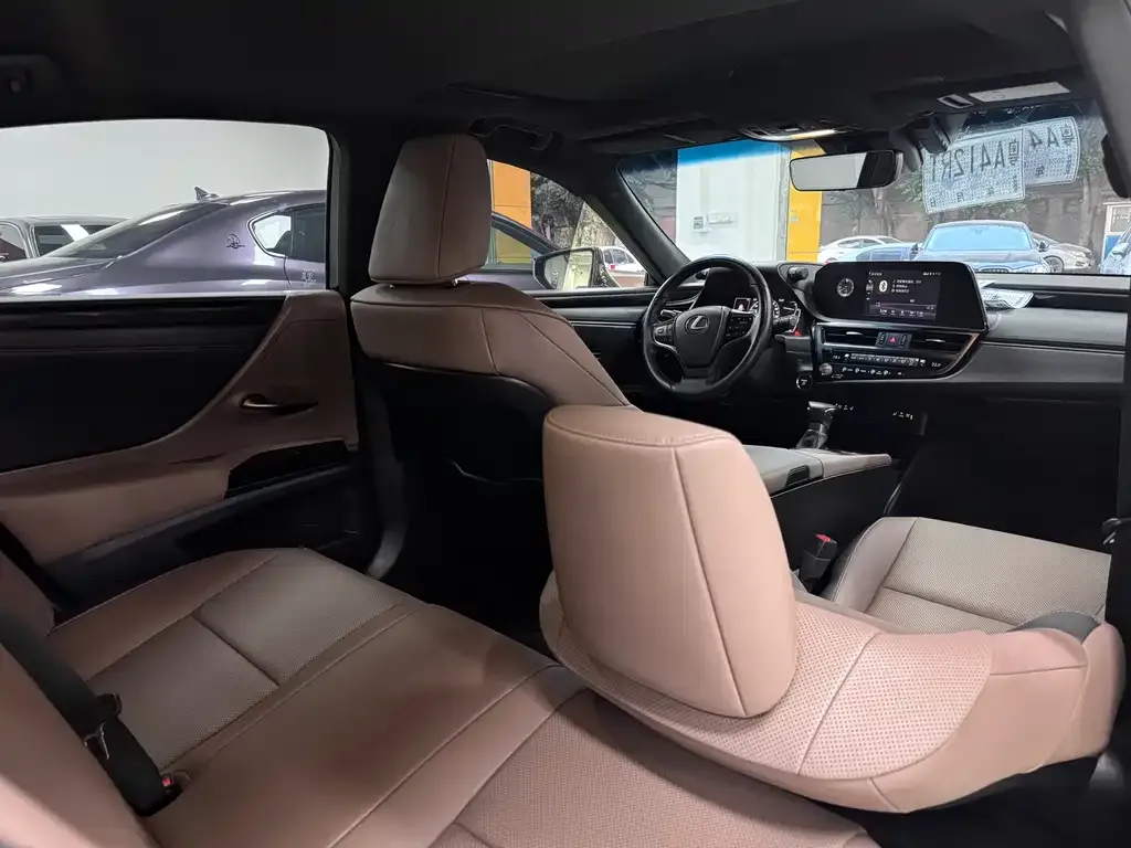 Lexus ES 2022 из CN, фото 5