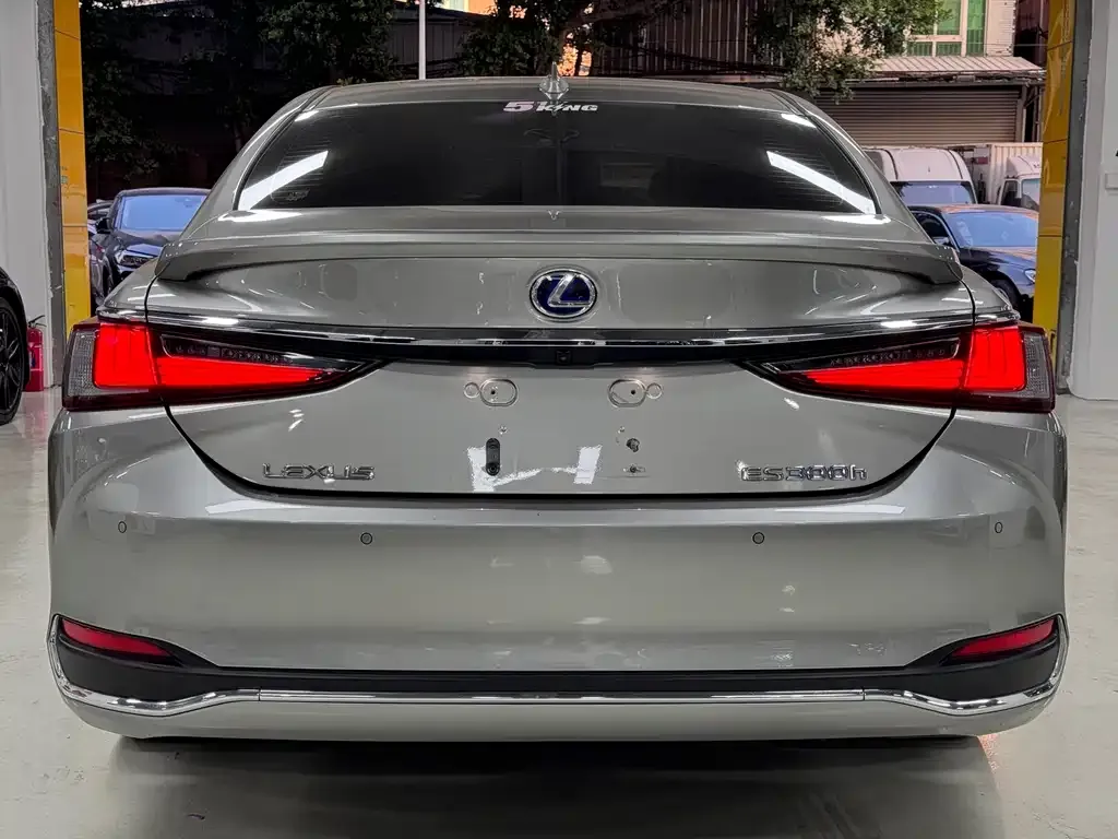 Lexus ES 2022 из CN, фото 8