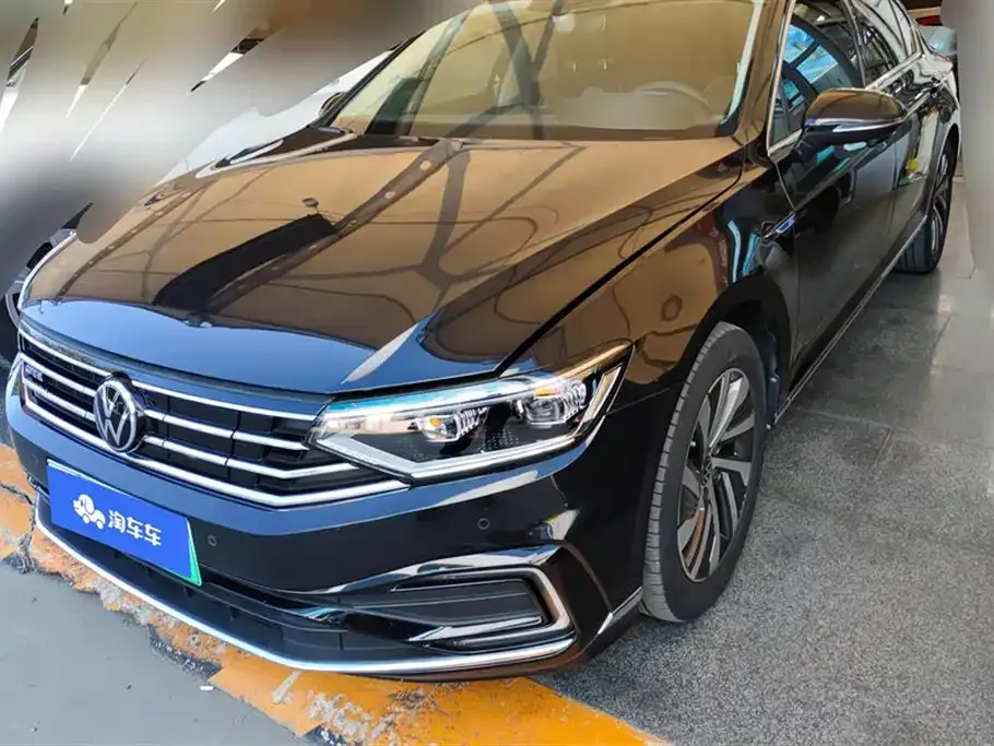 Volkswagen Magotan GTE PHEV 2022 из CN, фото 1