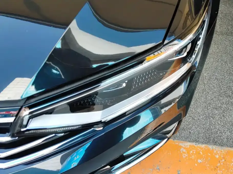 Volkswagen Magotan GTE PHEV 2022 из CN, фото 9