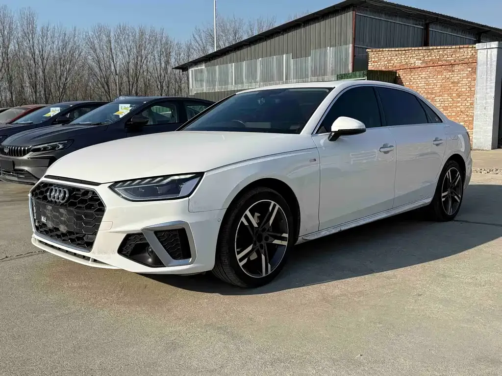 Audi A4L 2021 из CN, фото 1
