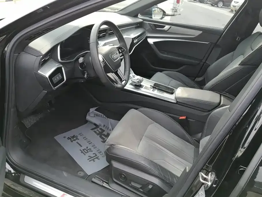 Audi A6L 2021 из CN, фото 2