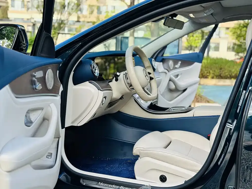 Mercedes-Benz E-Class 2021 из CN, фото 3