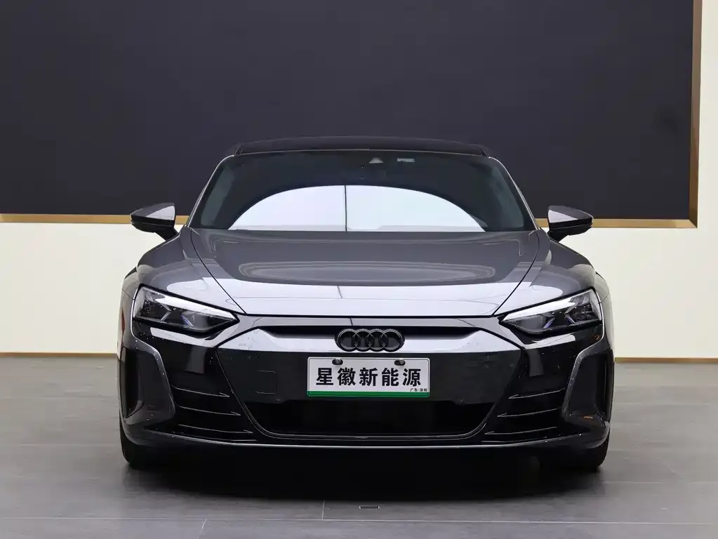 Audi RS e-tron GT 2024 из CN, фото 2