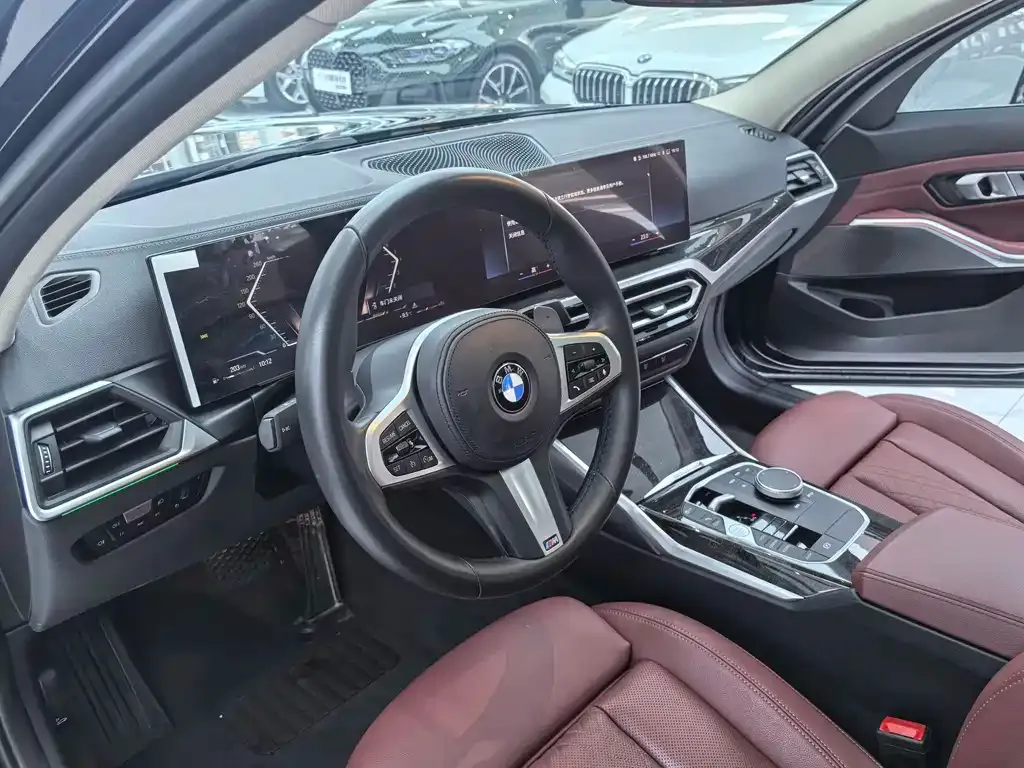 BMW 3 Series 2023 из CN, фото 3