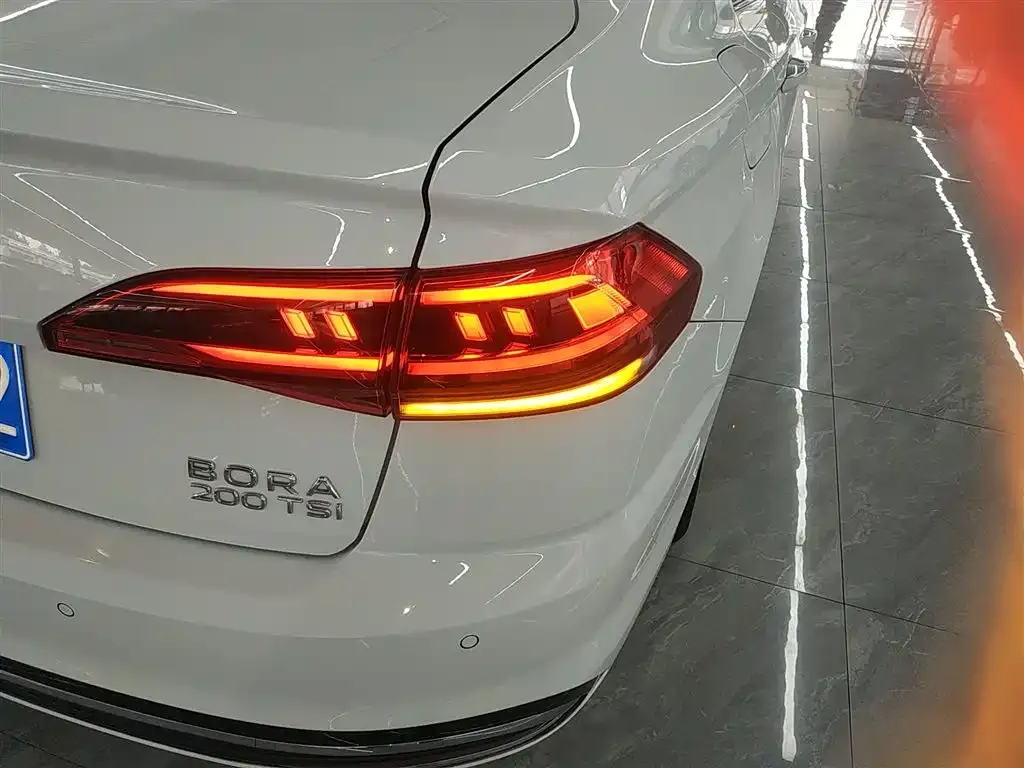 Volkswagen Bora 2023 из CN, фото 4