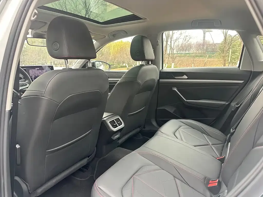 Volkswagen Lavida 2024 из CN, фото 9