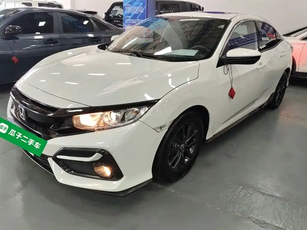 Honda Civic 2022 из CN, фото 2