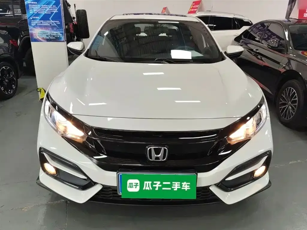 Honda Civic 2022 из CN, фото 3
