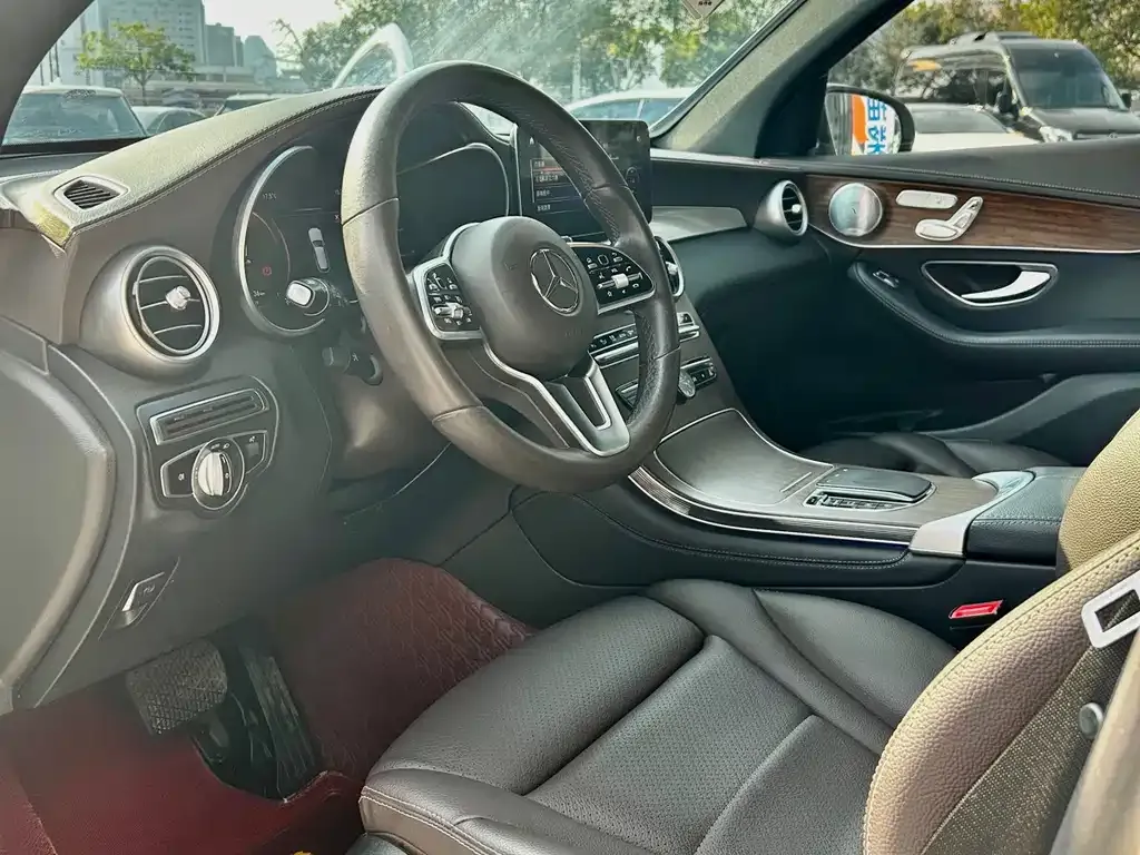 Mercedes-Benz GLC 2021 из CN, фото 8