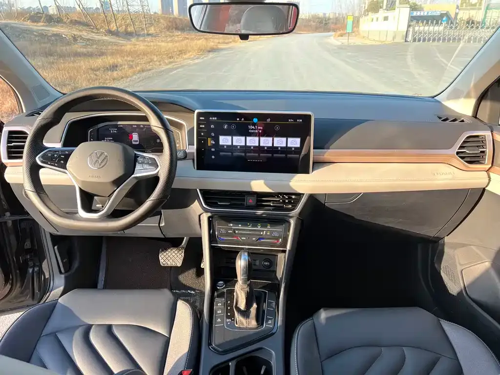Volkswagen Tharu 2023 из CN, фото 5