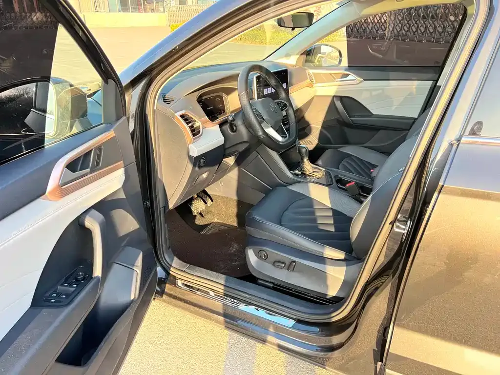 Volkswagen Tharu 2023 из CN, фото 2