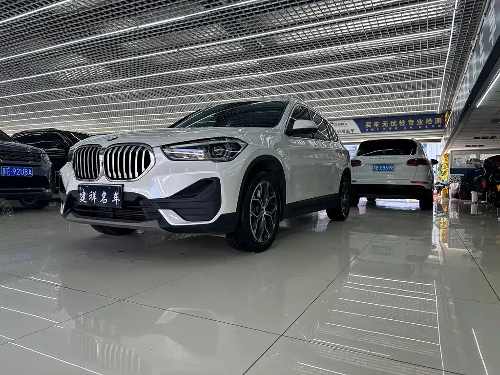 BMW X1 2021 из CN, фото 1