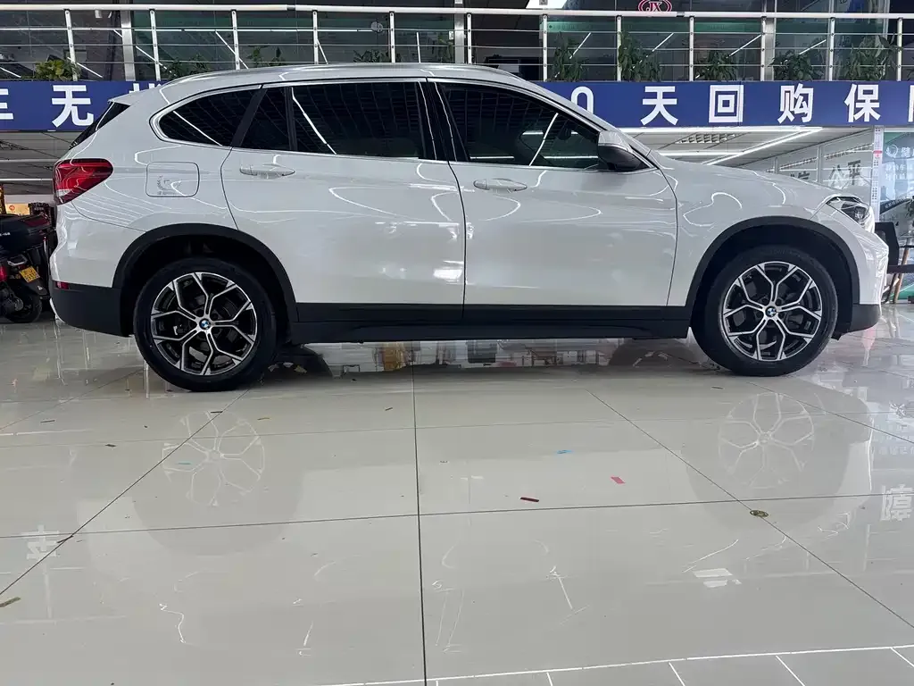 BMW X1 2021 из CN, фото 6