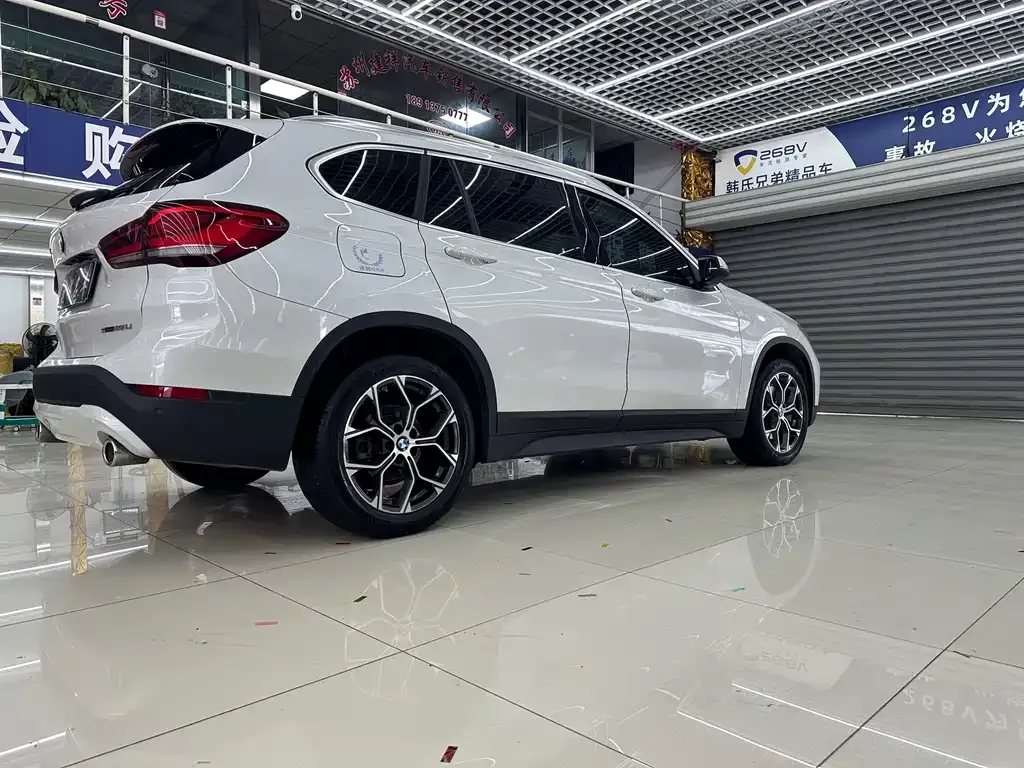 BMW X1 2021 из CN, фото 7