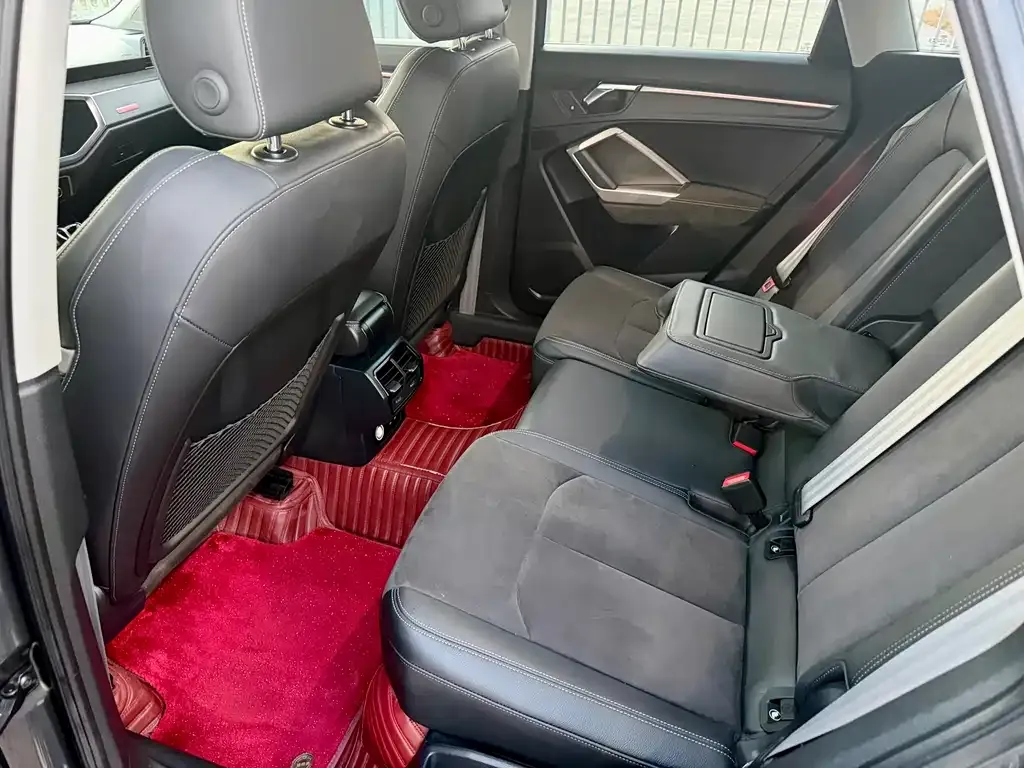 Audi Q3 2021 из CN, фото 10