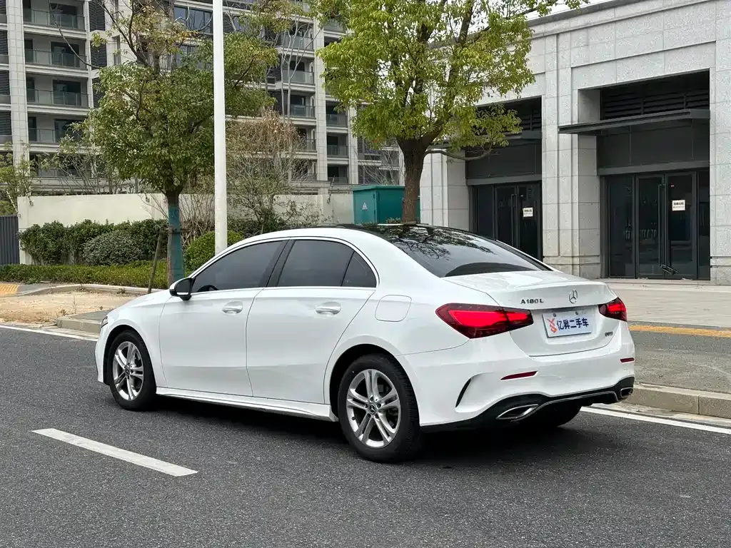 Mercedes-Benz A-Class — фото 3