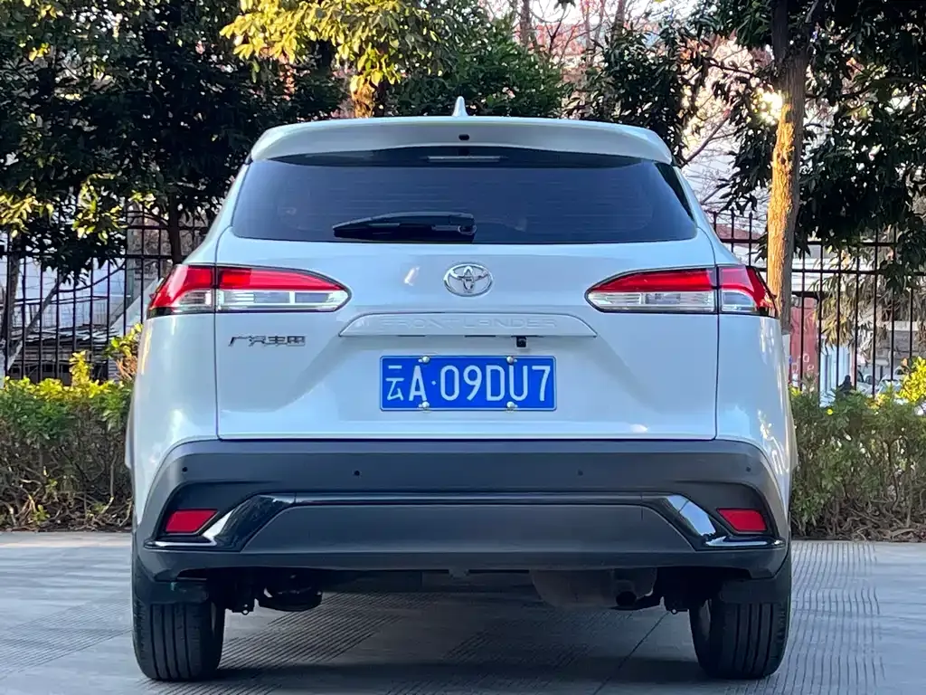 Toyota Frontlander 2022 из CN, фото 10