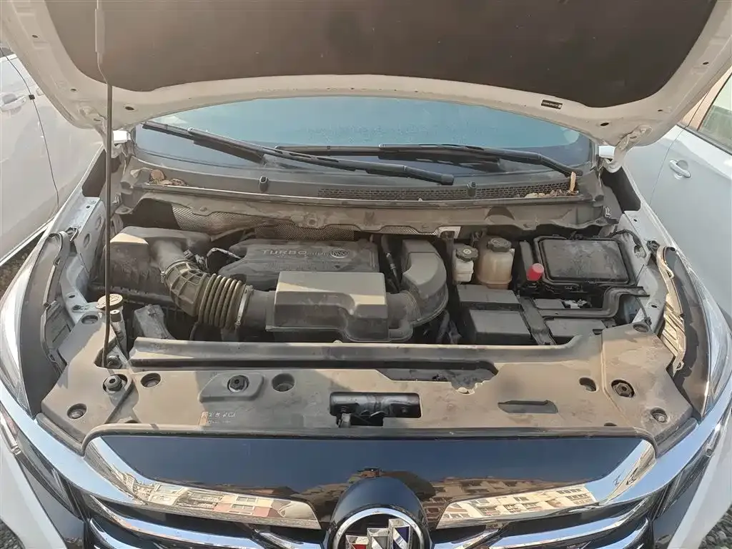 Buick GL8 2023 из CN, фото 8