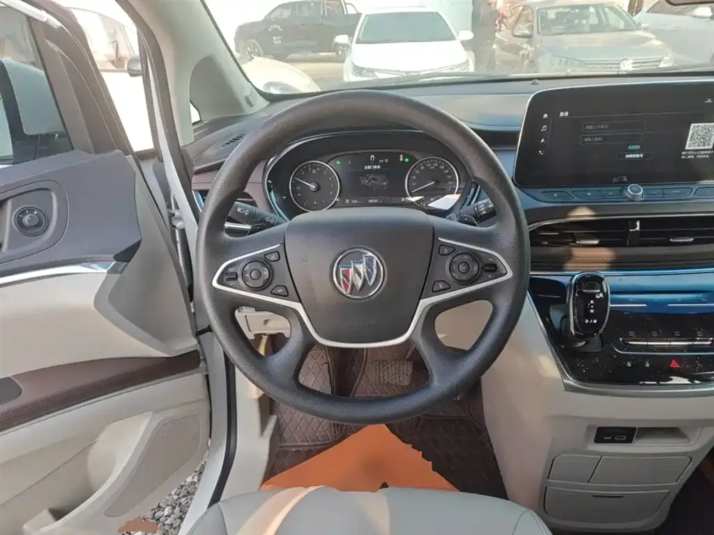 Buick GL8 2023 из CN, фото 6