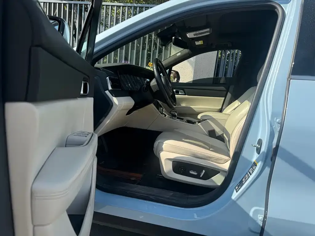 Li Auto ONE 2022 из CN, фото 3