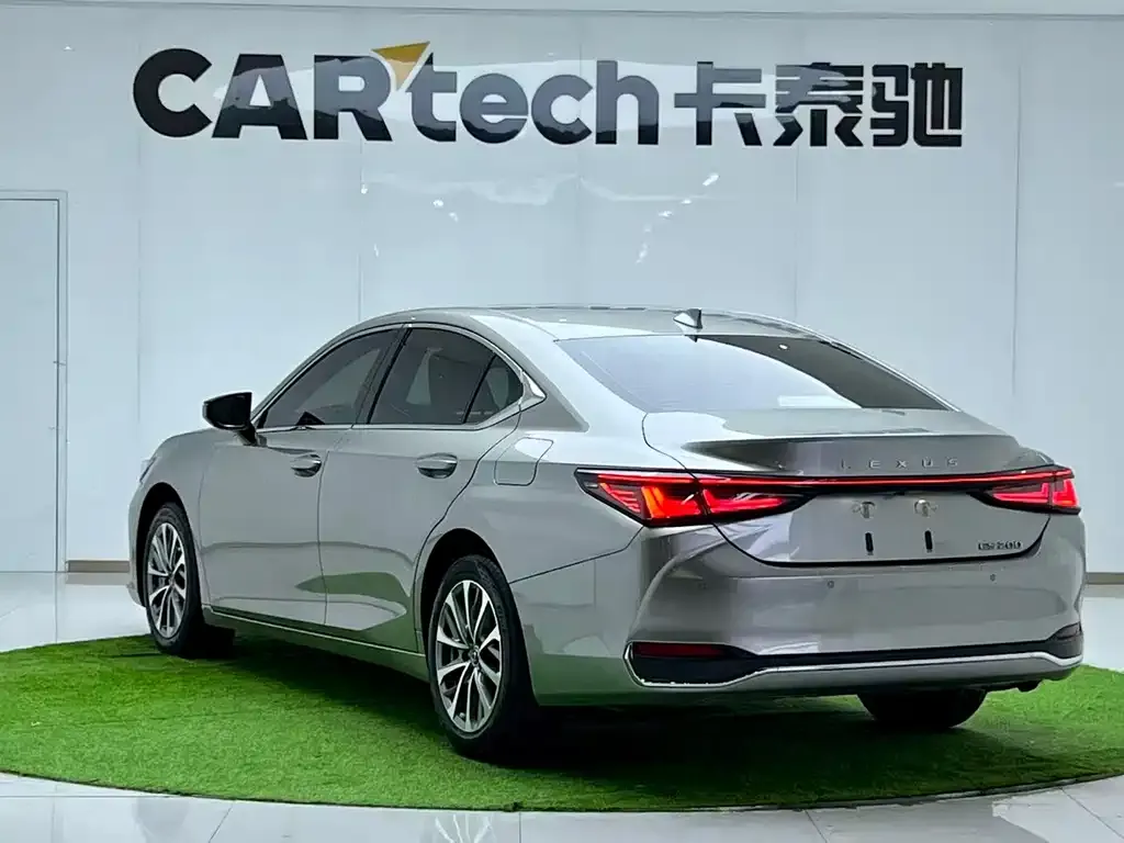 Lexus ES 2025 из CN, фото 5
