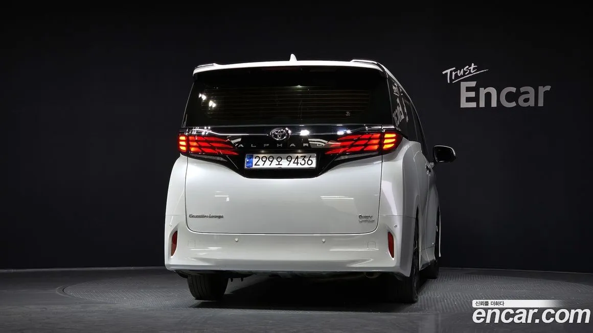 Toyota Alphard 2024 из KR, фото 4