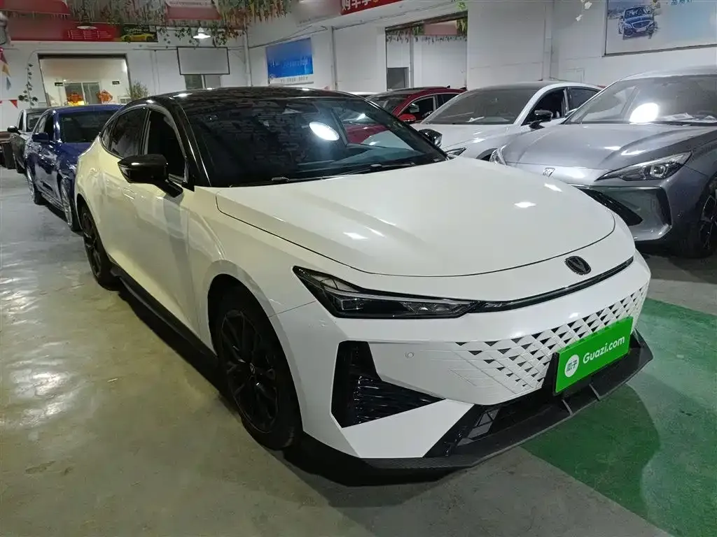 Changan UNI-V 2025 из CN, фото 4