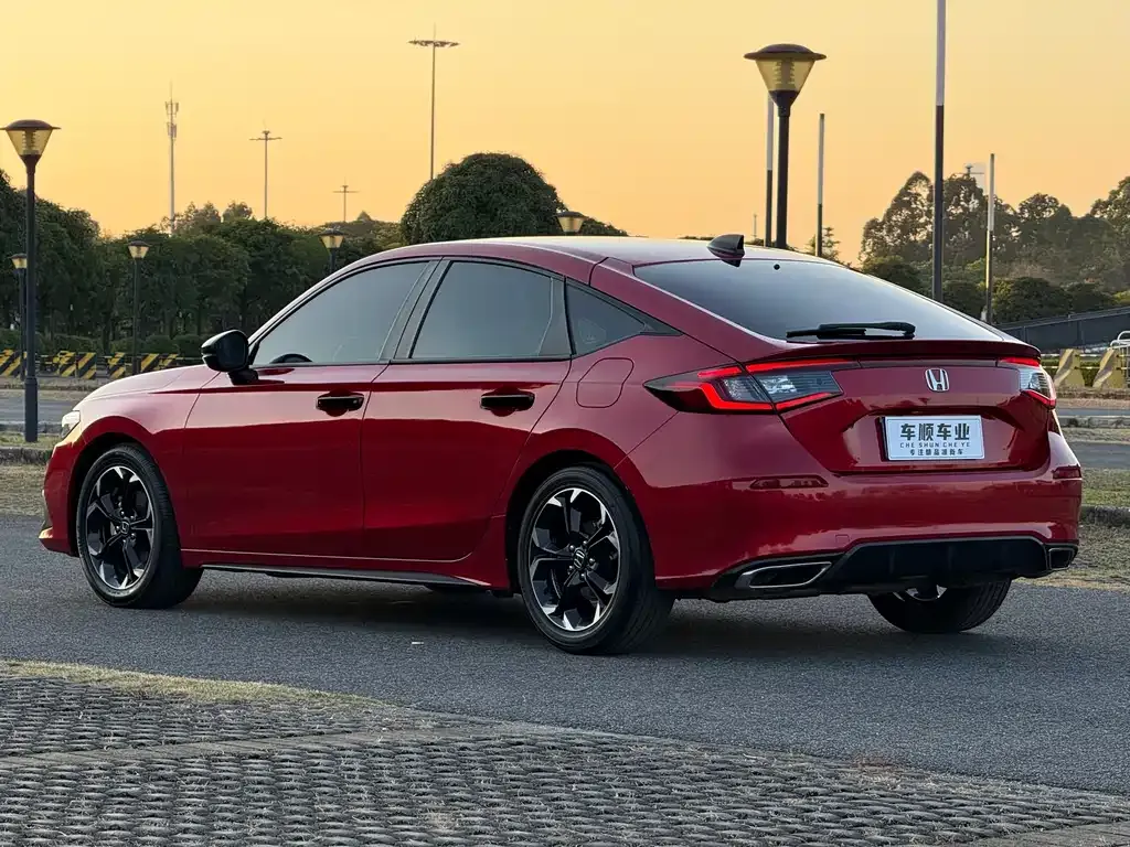 Honda Civic 2023 из CN, фото 5