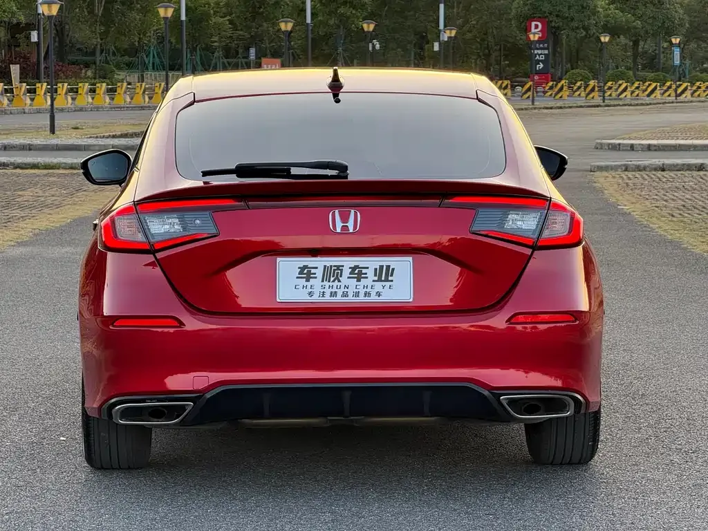 Honda Civic 2023 из CN, фото 3