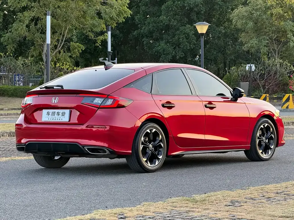 Honda Civic 2023 из CN, фото 8