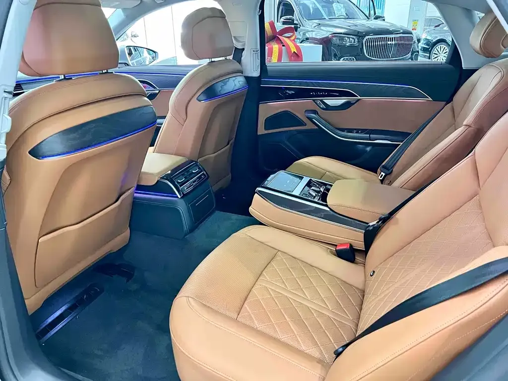 Audi A8 2024 из CN, фото 9