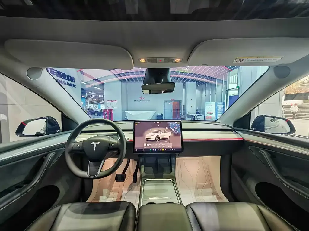 Tesla Model Y 2024 из CN, фото 10