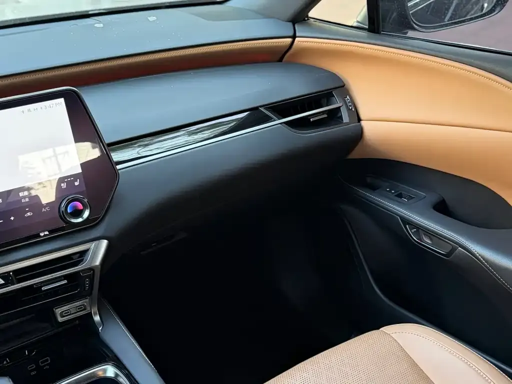 Lexus RX 2023 из CN, фото 10
