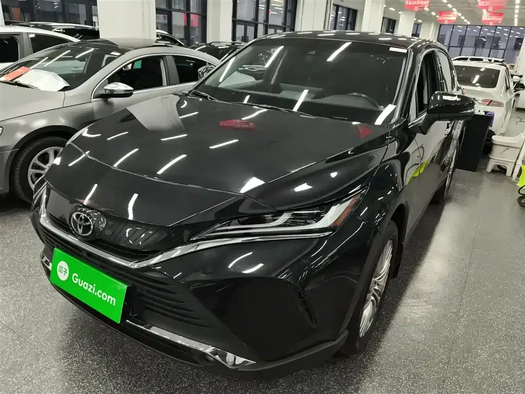 Toyota Harrier 2022 из CN, фото 1
