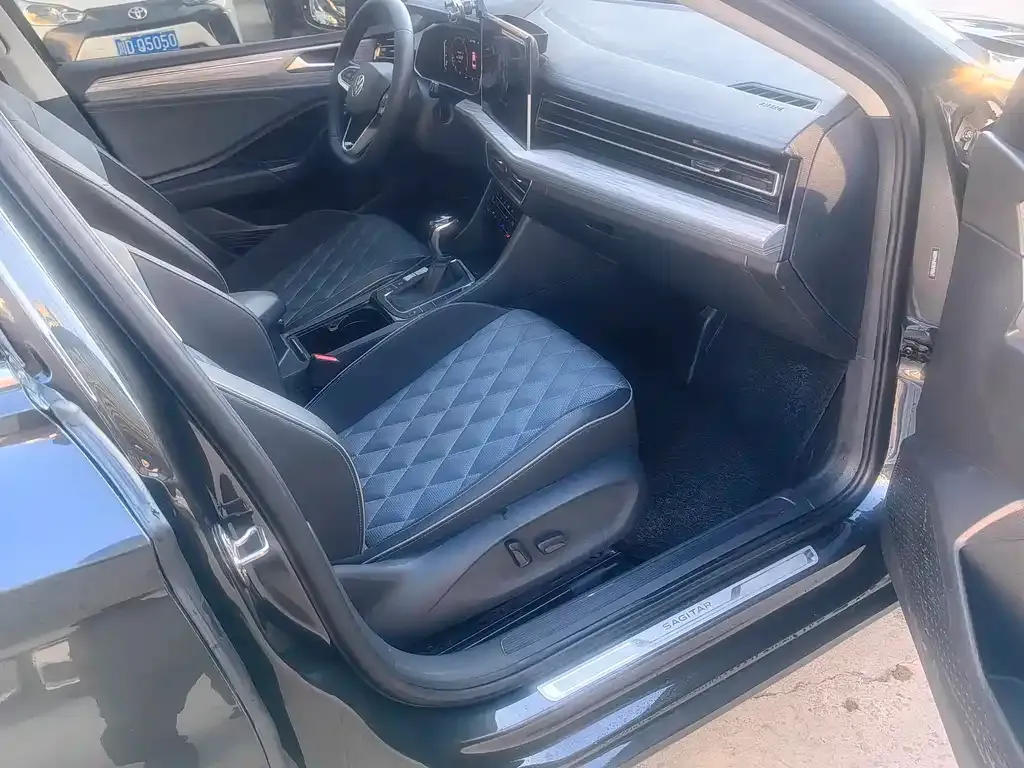 Volkswagen Sagitar 2023 из CN, фото 5