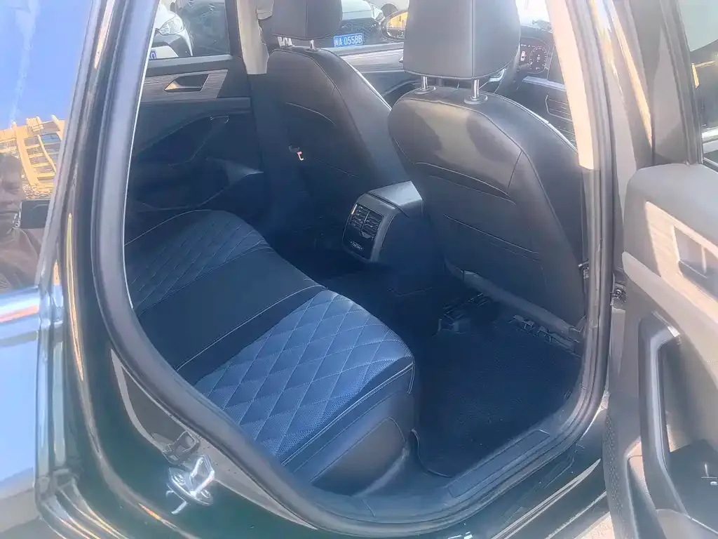 Volkswagen Sagitar 2023 из CN, фото 2