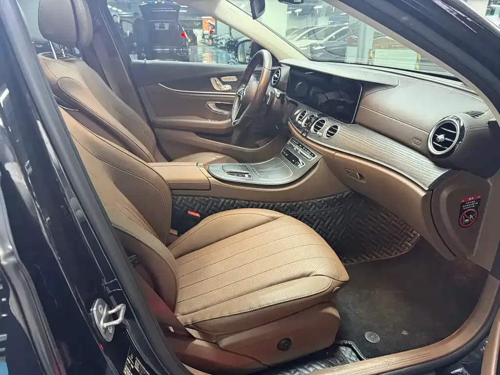 Mercedes-Benz E-Class 2022 из CN, фото 3