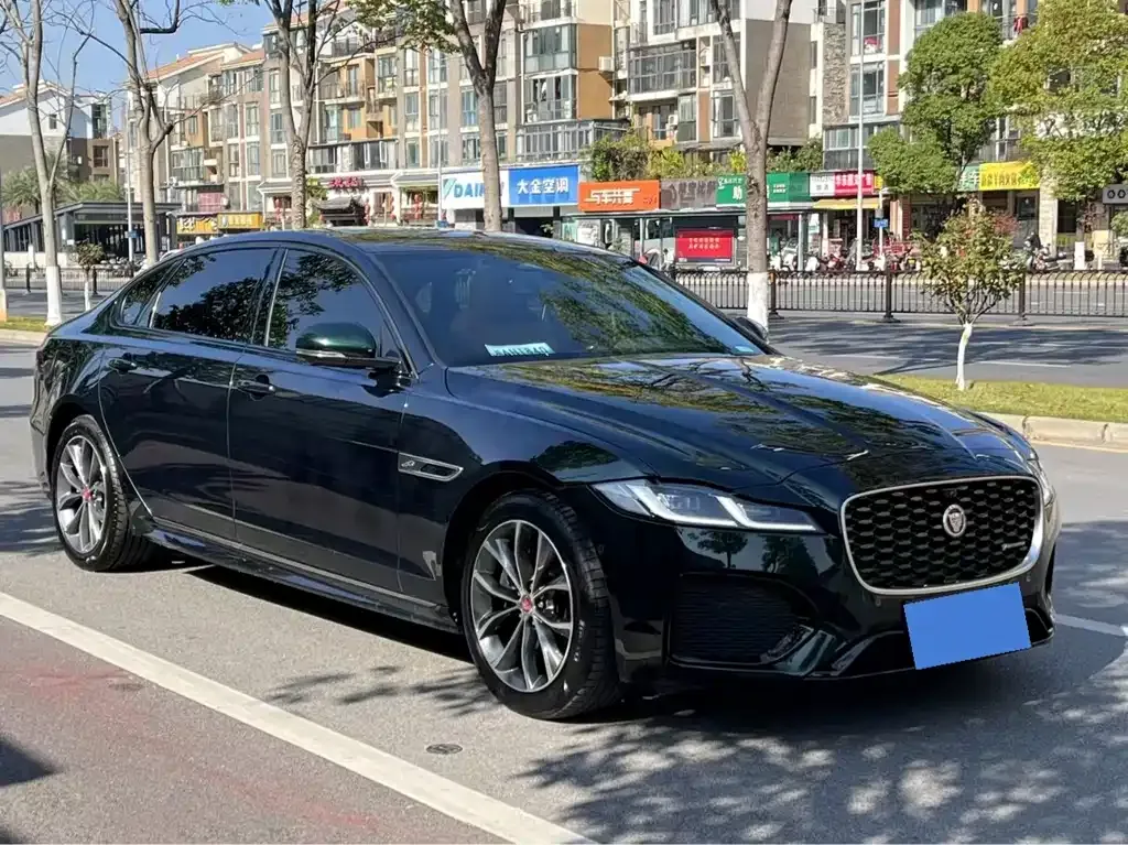 Jaguar XFL 2022 из CN, фото 6