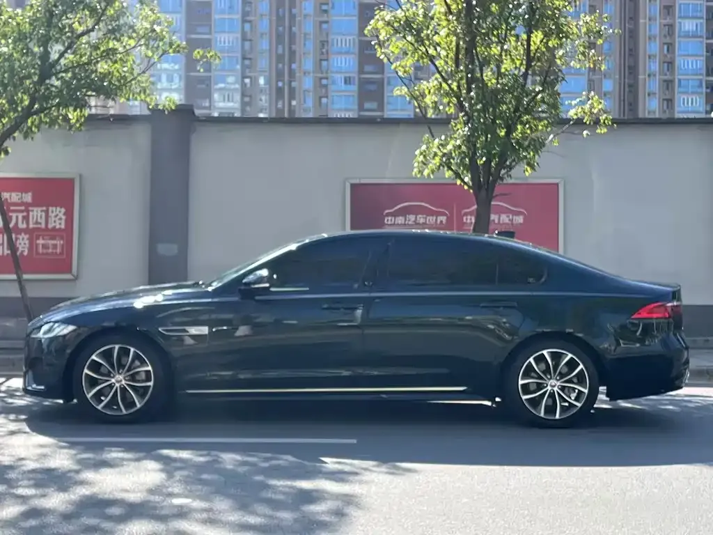 Jaguar XFL 2022 из CN, фото 5