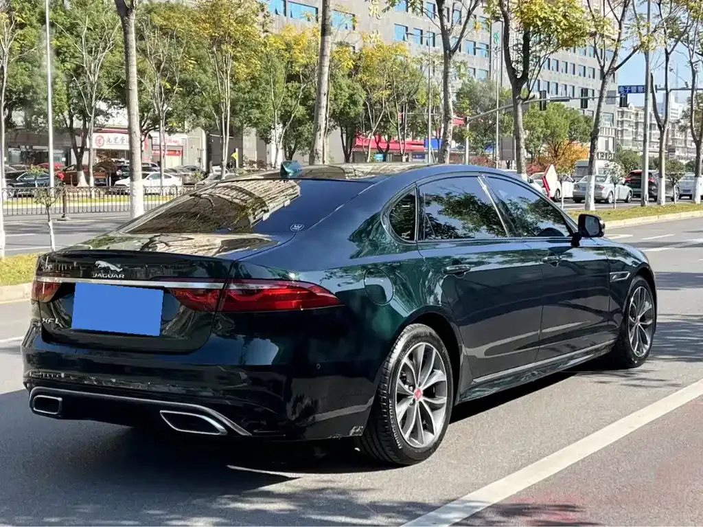 Jaguar XFL 2022 из CN, фото 10