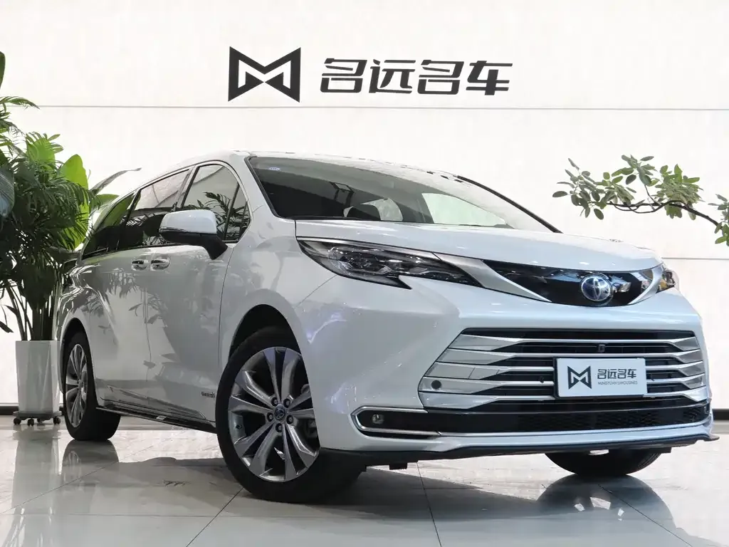 Toyota Sienna 2023 из CN, фото 8
