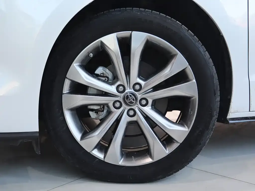 Toyota Sienna 2023 из CN, фото 6