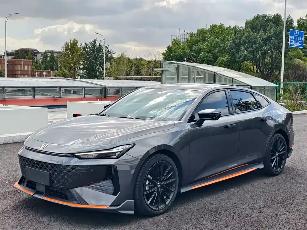 Changan UNI-V 2024 из CN, фото 1