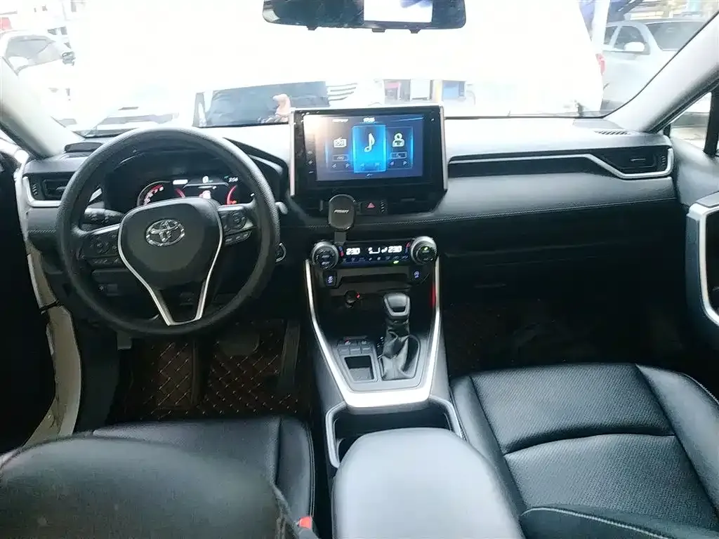 Toyota RAV4 2021 из CN, фото 10
