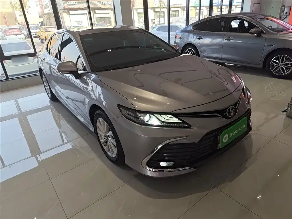 Toyota Camry 2021 из CN, фото 4