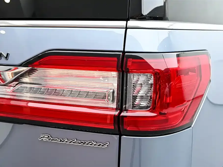 Lincoln Navigator 2021 из CN, фото 8